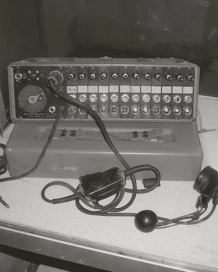 Centralino telefonico SB22 con cuffia e cavi